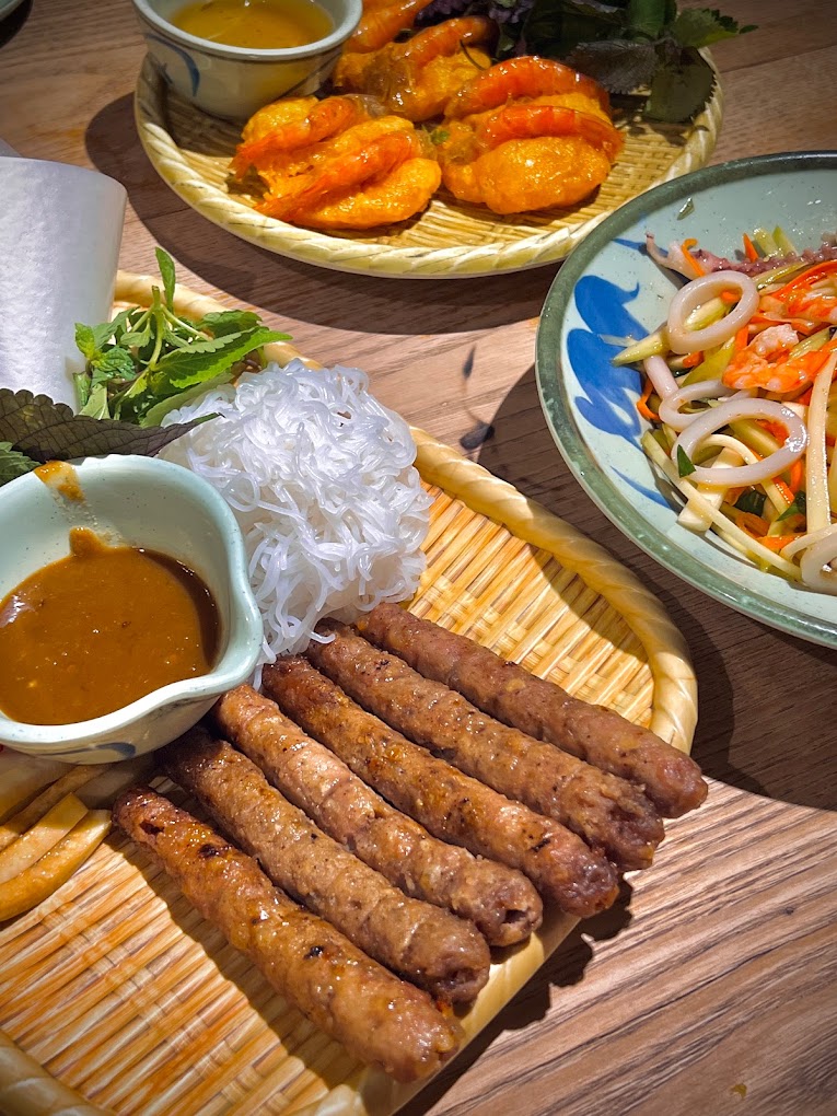 quán ăn trưa ngon tại quận Ba Đình